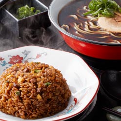 「新福菜館」中華セット